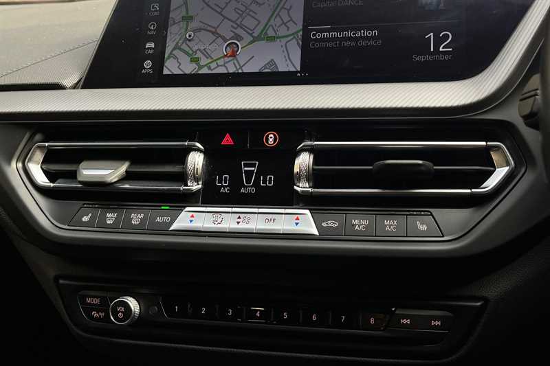 Used BMW 1 Series 2024 for sale - 76448319: Photo 15