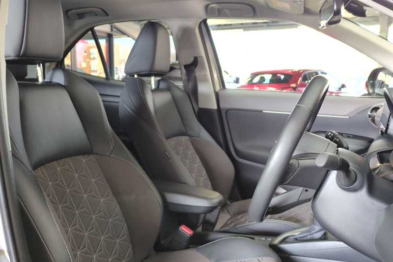 Used Toyota Yaris Cross 2024 for sale - 77914983: Photo 23