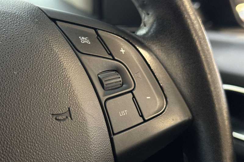 Used Citroen C4 Cactus 2018 for sale - 76125109: Photo 22