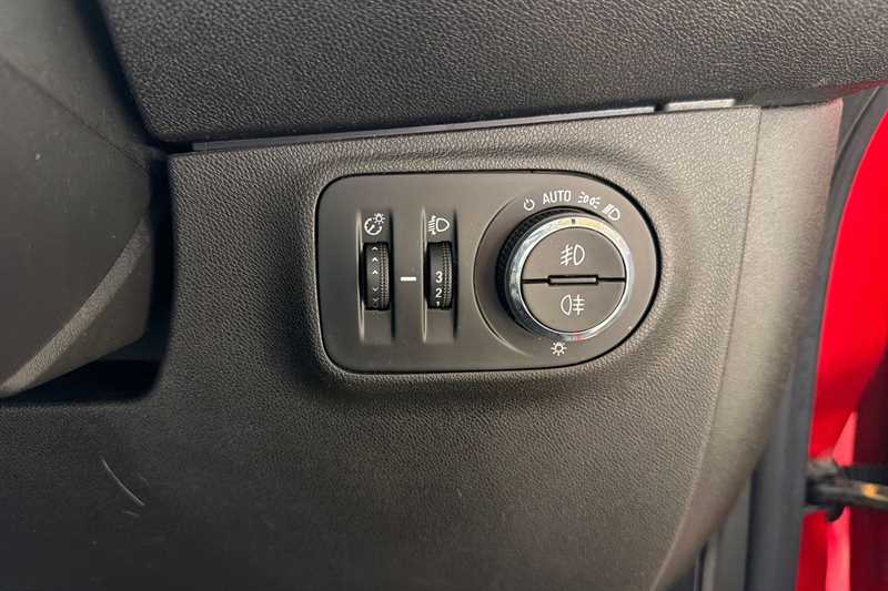 Used Vauxhall Corsa 2018 for sale - 78160257: Photo 41