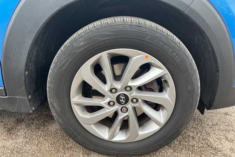 Used Hyundai TUCSON 2017 for sale - 78076215: Photo 2