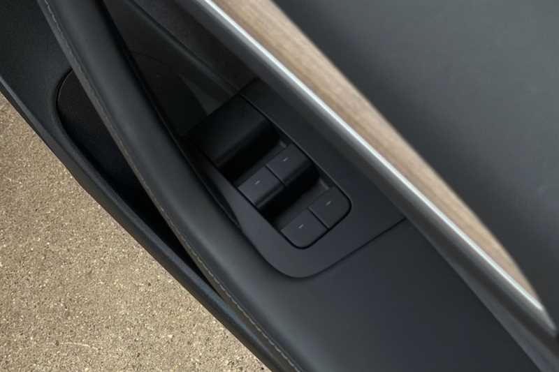 Used Tesla Model 3 2021 for sale - 77554654: Photo 16