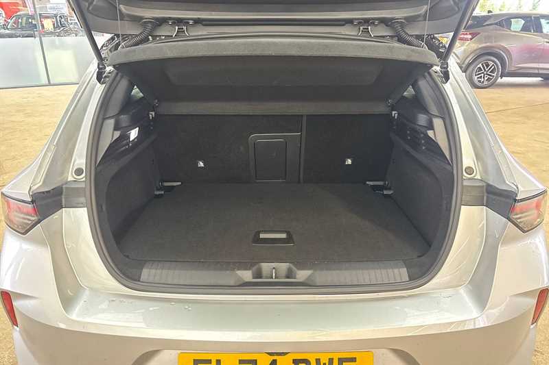 Used Vauxhall Astra 2024 for sale - 77474079: Photo 4