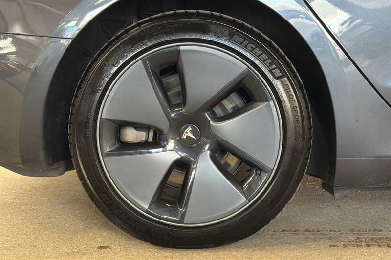 Used Tesla Model 3 2021 for sale - 76316184: Photo 9