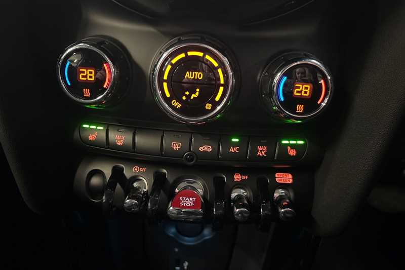 Used MINI Hatch 2023 for sale - 77843306: Photo 15