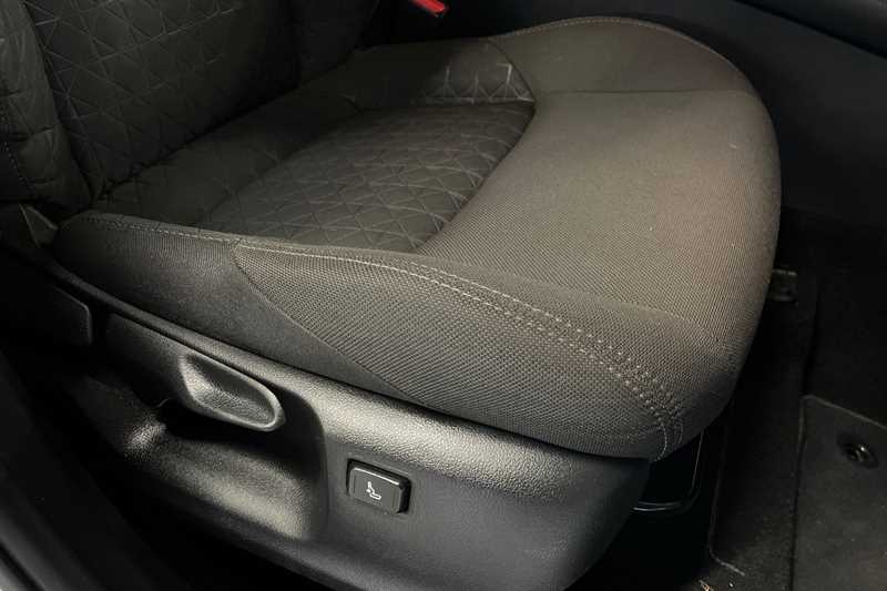 Used Toyota C-HR 2022 for sale - 77334590: Photo 26