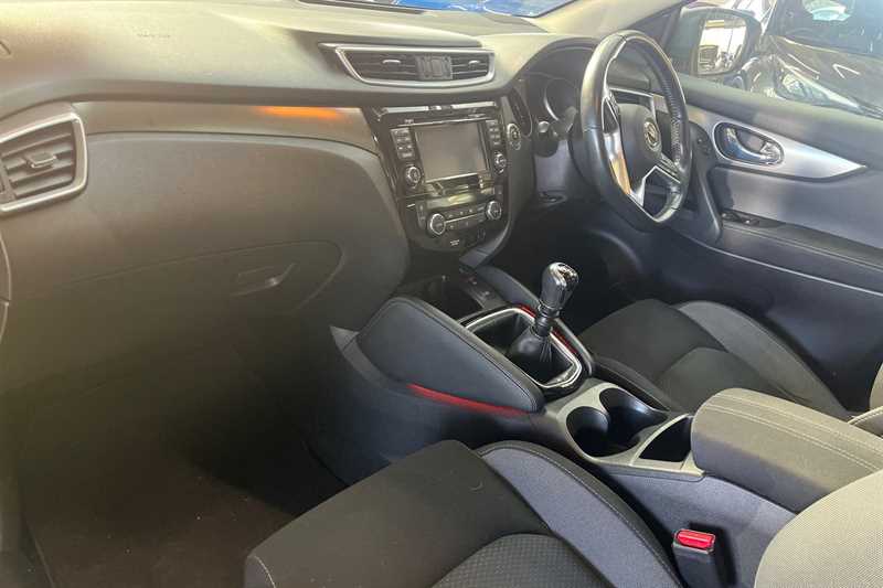 Used Nissan Qashqai 2018 for sale - 77944890: Photo 5