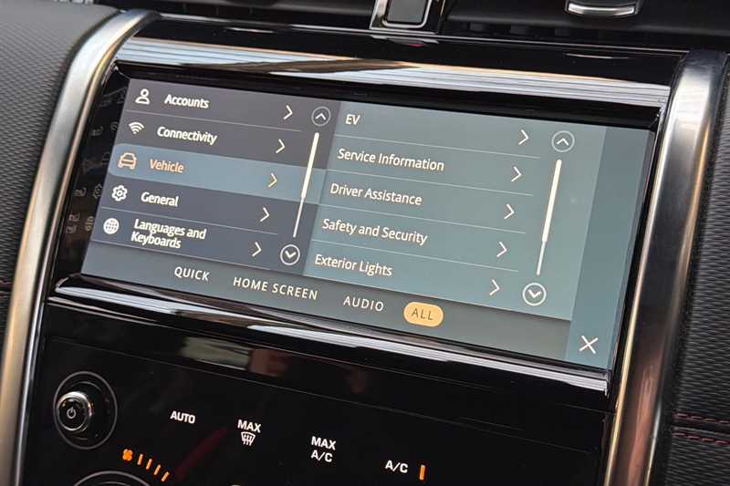 Used Land Rover Discovery Sport 2021 for sale - 76930749: Photo 39