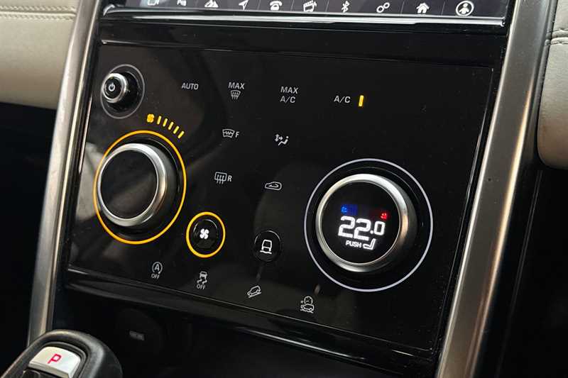 Used Land Rover Discovery Sport 2019 for sale - 76447873: Photo 15