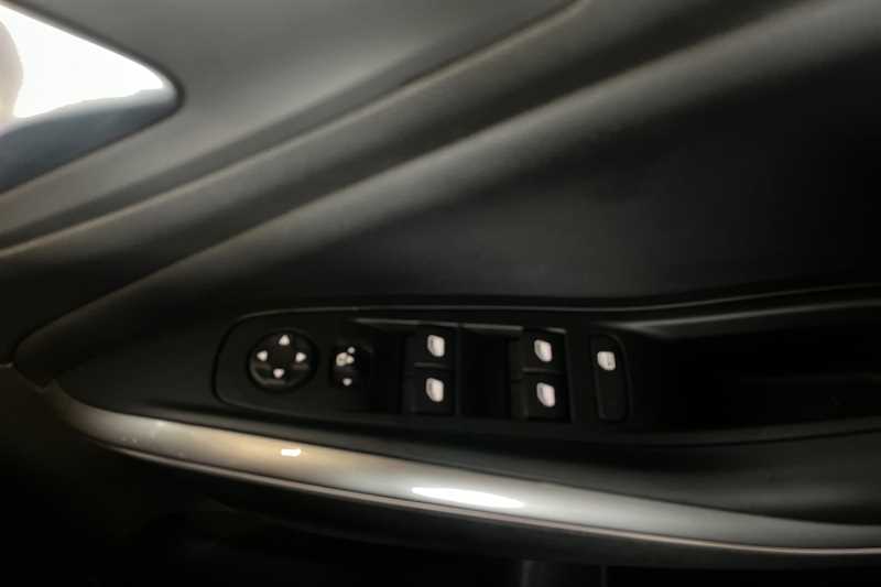 Used Vauxhall Grandland 2022 for sale - 76956321: Photo 16