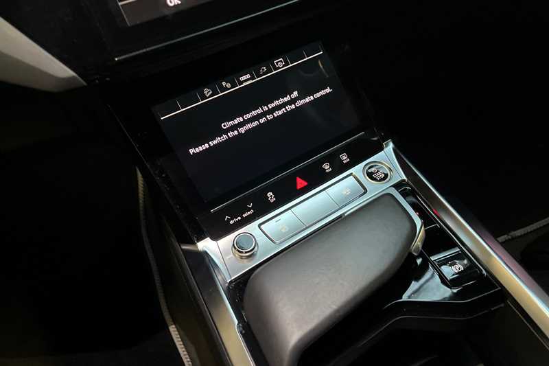 Used Audi e-tron 2021 for sale - 76852571: Photo 14