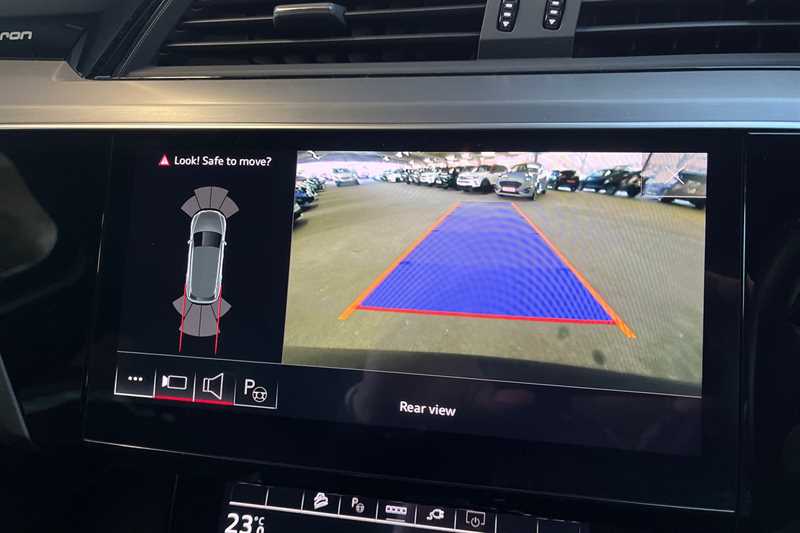 Used Audi e-tron 2021 for sale - 76852571: Photo 19