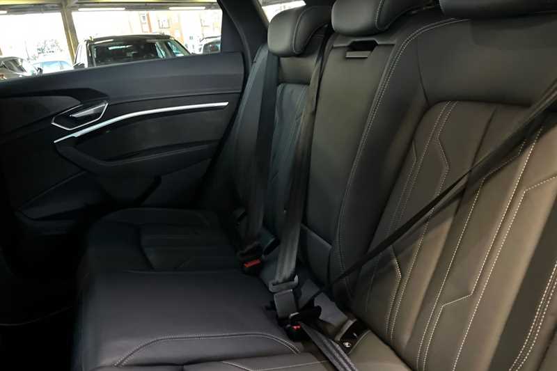 Used Audi e-tron 2021 for sale - 76852571: Photo 24