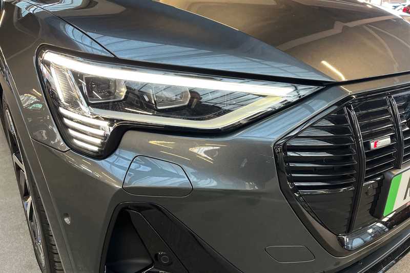 Used Audi e-tron 2021 for sale - 76852571: Photo 28