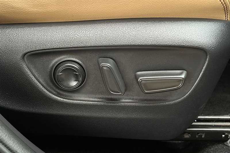 Used Toyota RAV4 2020 for sale - 76525353: Photo 26