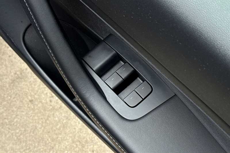 Used Tesla Model 3 2020 for sale - 76525336: Photo 16