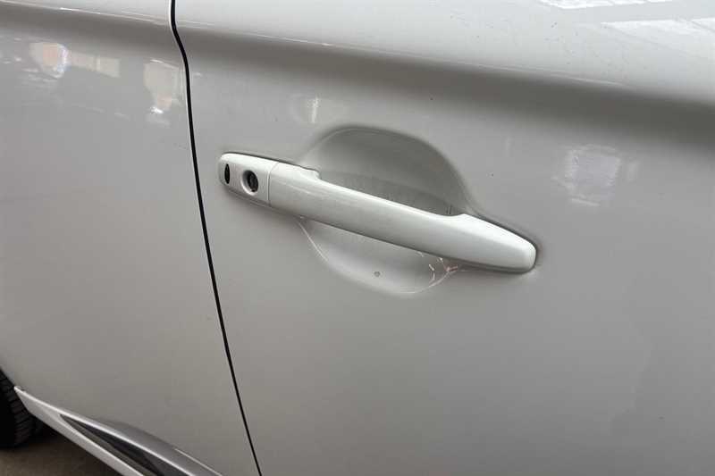 Used Mitsubishi Outlander 2018 for sale - 78216637: Photo 33