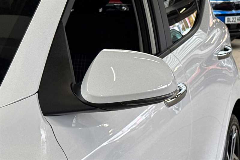 Used Hyundai i10 for sale - 77863672: Photo 35