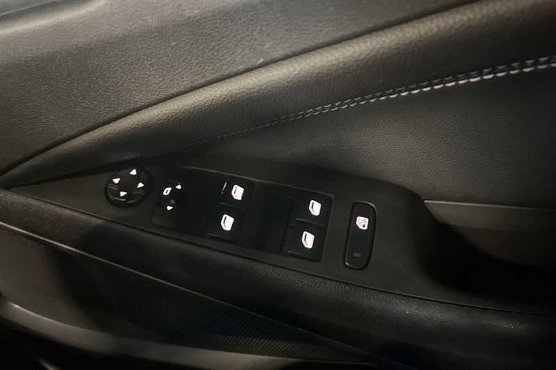 Used Vauxhall Crossland 2022 for sale - 76956128: Photo 16