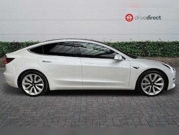Used Tesla Model 3 2020 for sale - 75461110: Photo