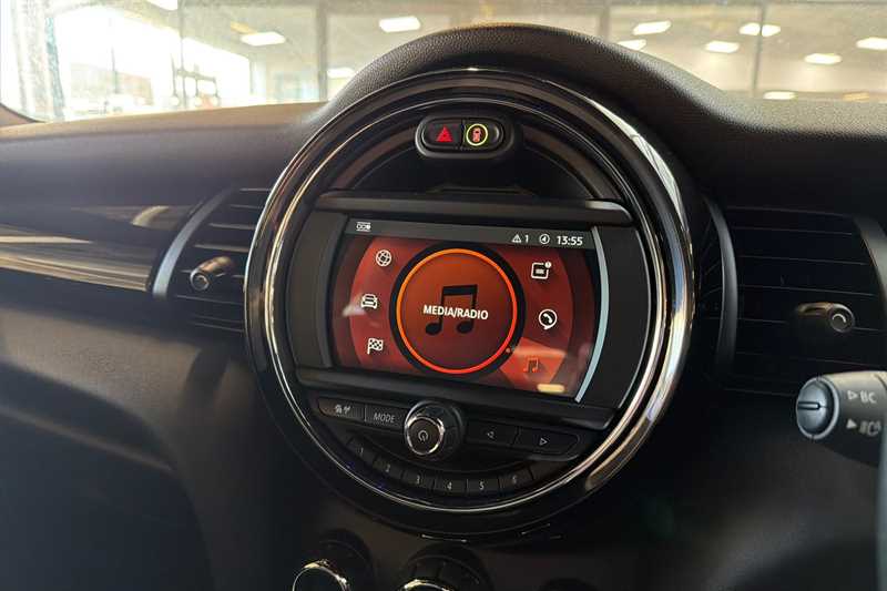 Used MINI Hatch 2020 for sale - 77899339: Photo 17