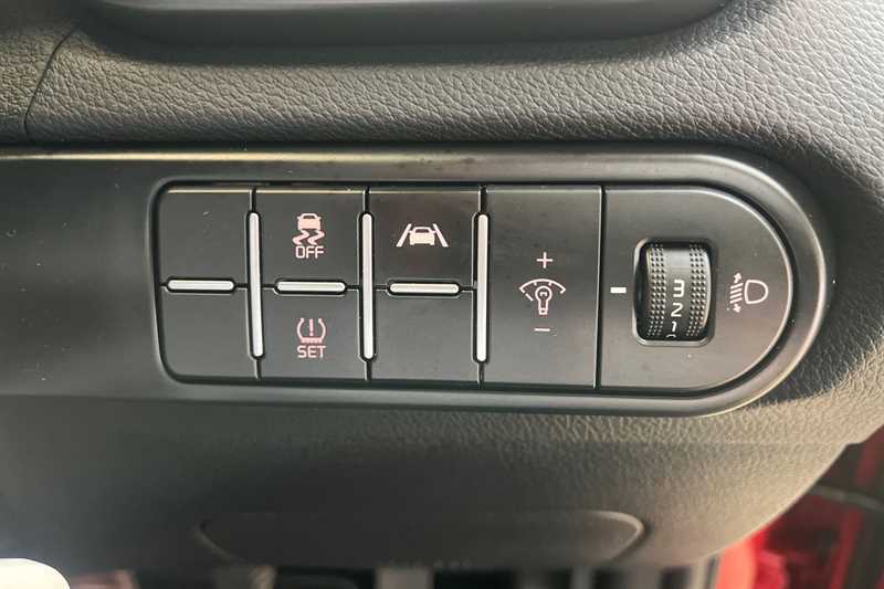 Used Kia XCeed 2023 for sale - 78129797: Photo 38