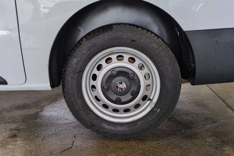 Used Vauxhall Vivaro for sale - 78130330: Photo 11