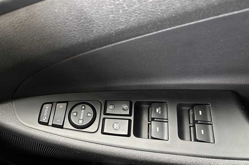 Used Hyundai TUCSON 2017 for sale - 78143086: Photo 16