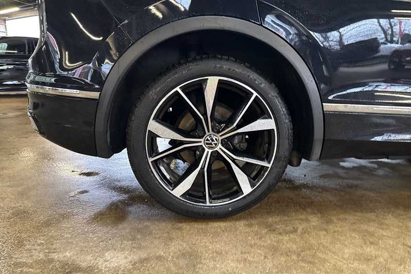 Used Volkswagen Tiguan 2023 for sale - 77699519: Photo 11