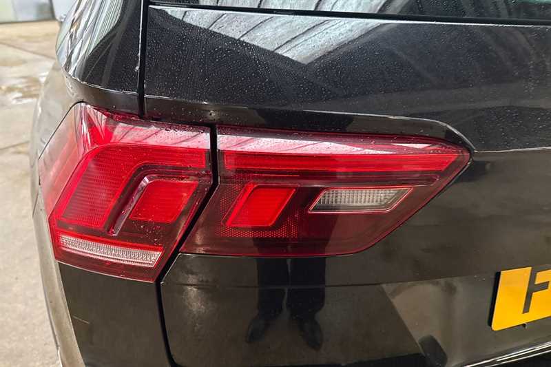 Used Volkswagen Tiguan 2023 for sale - 77699519: Photo 31