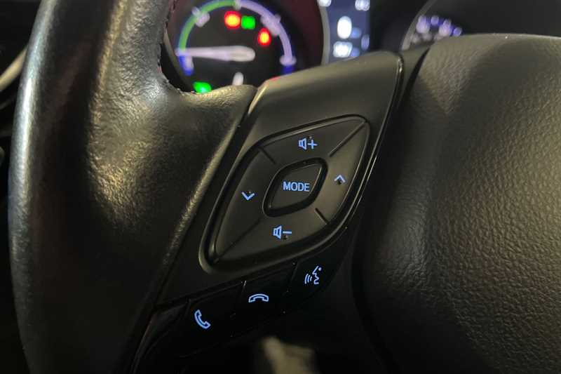 Used Toyota C-HR 2022 for sale - 77863441: Photo 21