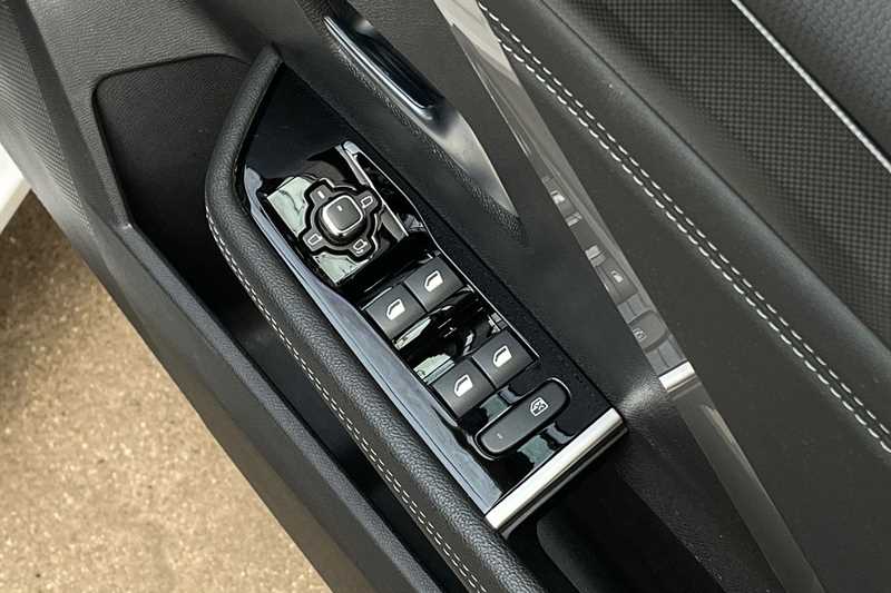 Used Vauxhall Astra 2024 for sale - 76503935: Photo 16