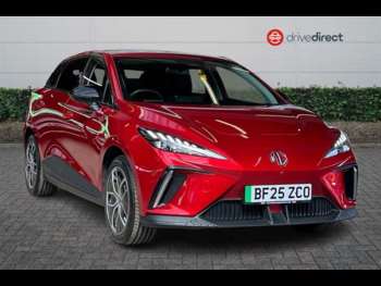 2025 - 64kWh Trophy Long Range Hatchback 5dr Electric Auto (203 ps)