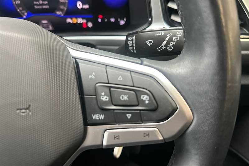 Used Volkswagen T-Roc 2023 for sale - 76761835: Photo 22