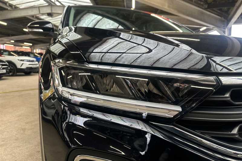 Used Volkswagen T-Roc 2023 for sale - 76761835: Photo 28