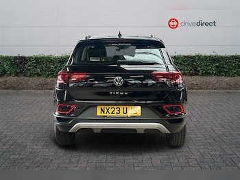 Used Volkswagen T-Roc 2023 for sale - 76761835: Photo