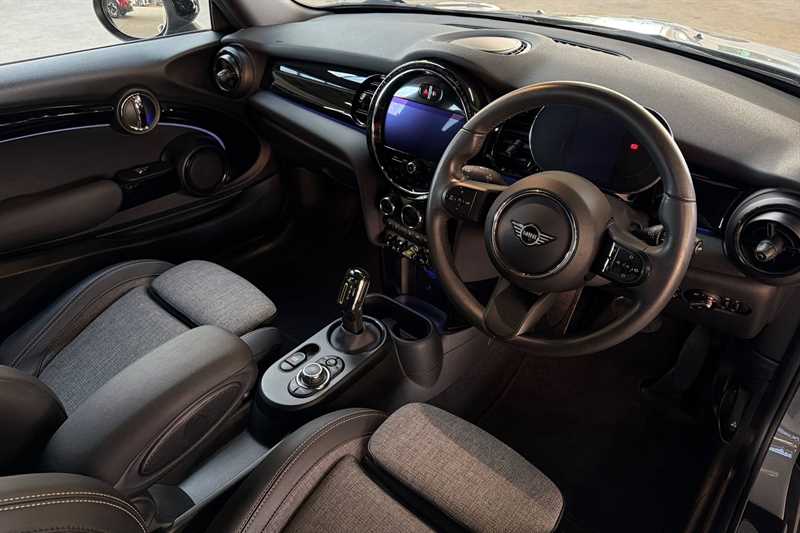 Used MINI Electric Hatch 2022 for sale - 76661327: Photo 13