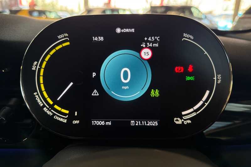 Used MINI Electric Hatch 2022 for sale - 76661327: Photo 20