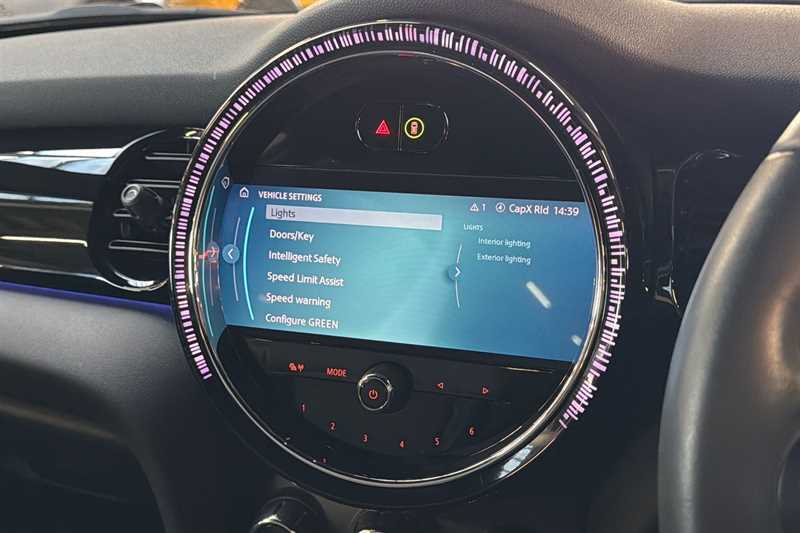 Used MINI Electric Hatch 2022 for sale - 76661327: Photo 39