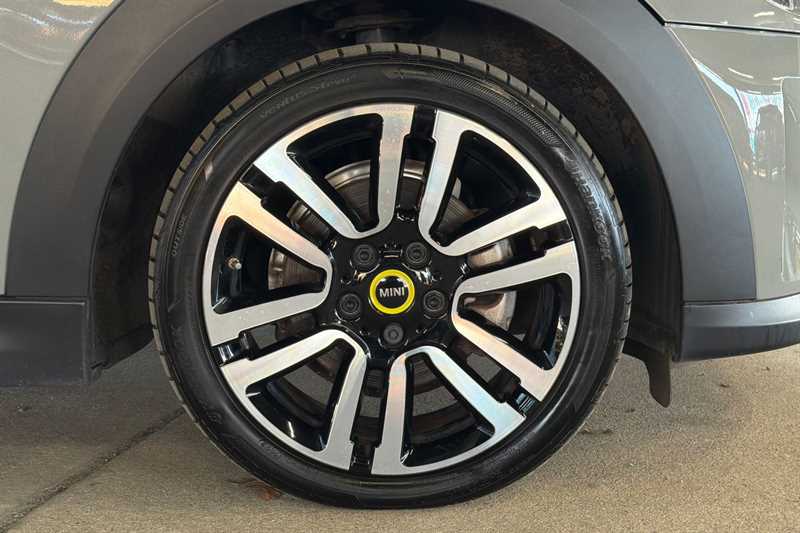 Used MINI Electric Hatch 2022 for sale - 76661327: Photo 9