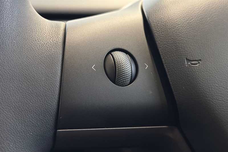 Used Tesla Model 3 2021 for sale - 77481366: Photo 20