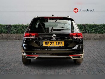 Used Volkswagen Passat 2022 for sale - 79148831: Photo