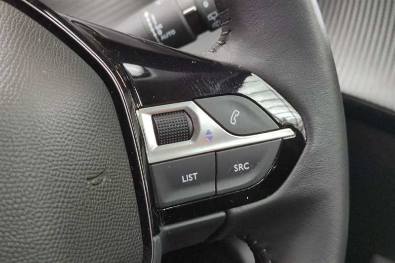 Used Peugeot 208 2021 for sale - 78050468: Photo 22