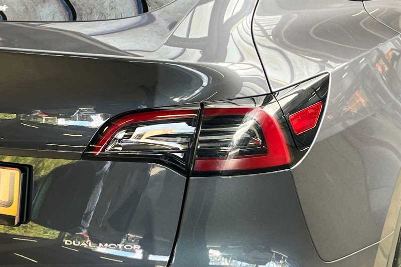 Used Tesla Model Y 2023 for sale - 76443855: Photo 32