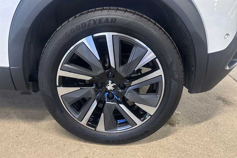 Used Peugeot E-2008 2021 for sale - 77727288: Photo 10