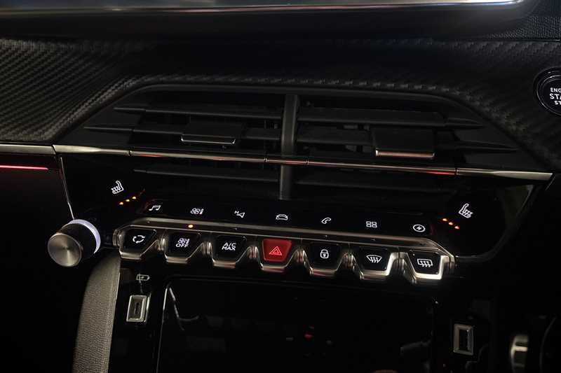 Used Peugeot E-2008 2021 for sale - 77727288: Photo 15