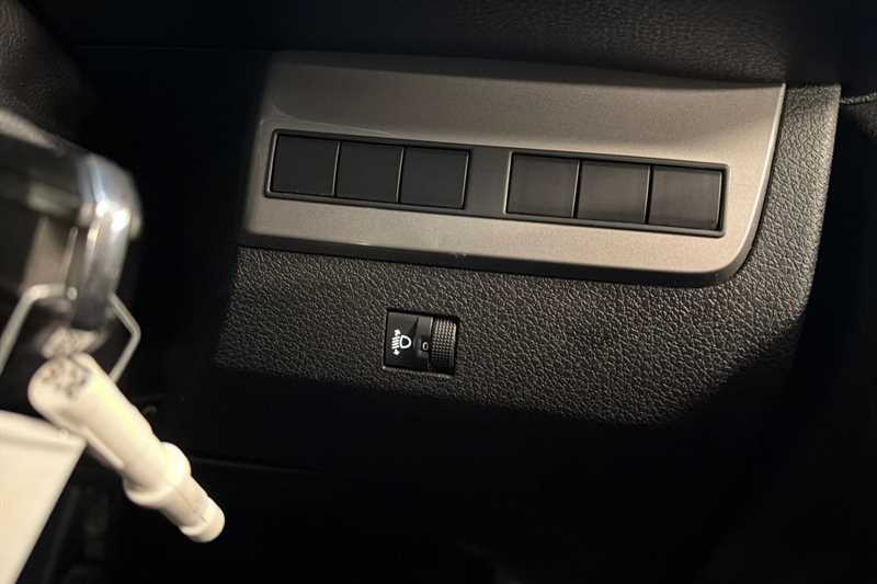 Used Vauxhall Vivaro 2024 for sale - 77390597: Photo 37