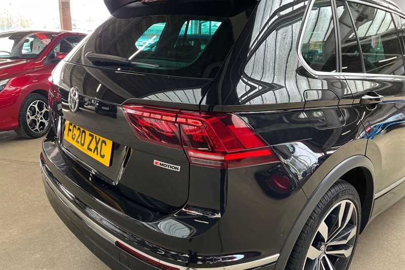 Used Volkswagen Tiguan 2020 for sale - 77900370: Photo 32