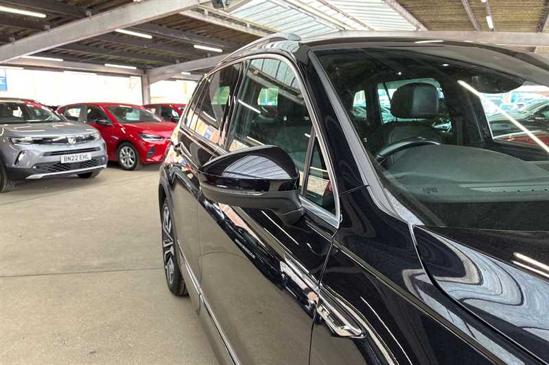 Used Volkswagen Tiguan 2020 for sale - 77900370: Photo 34