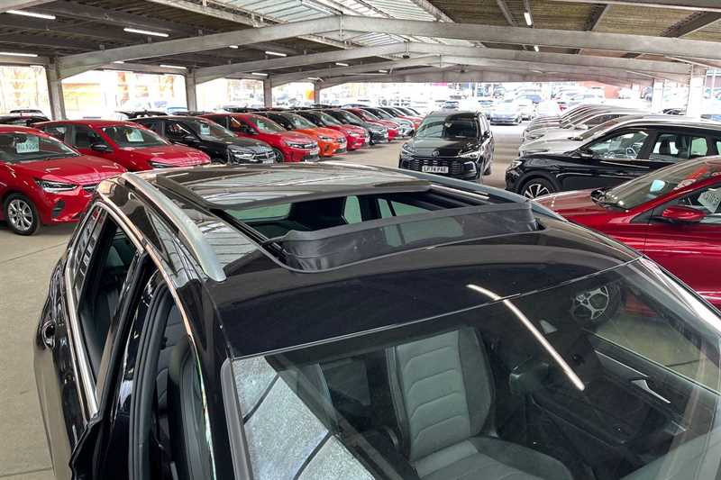 Used Volkswagen Tiguan 2020 for sale - 77900370: Photo 42